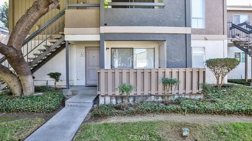 2869 S Fairview Street Unit A, Santa Ana, California 92704