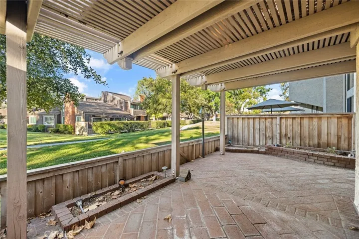 674 Colonial Circle, Fullerton, California 92835