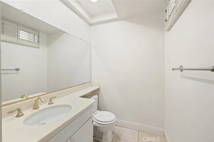 674 Colonial Circle, Fullerton, California 92835