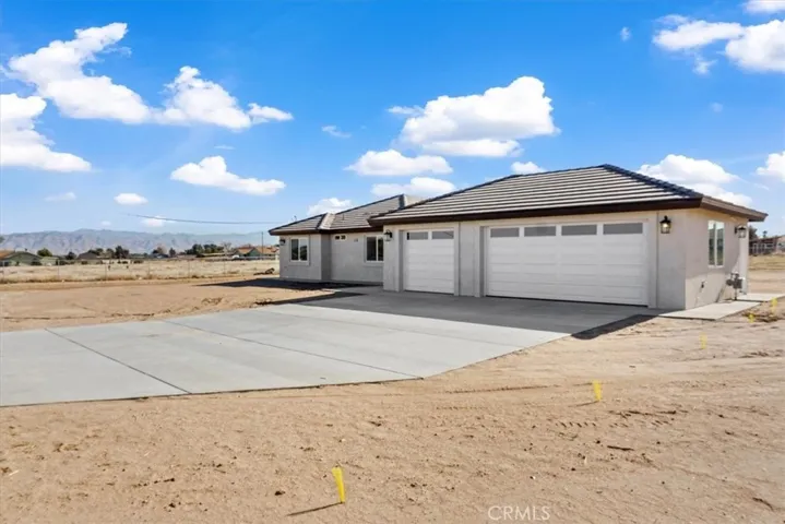 15095 Aspen Street, Hesperia, California 92345