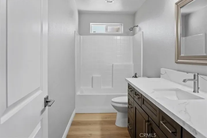 15095 Aspen Street, Hesperia, California 92345