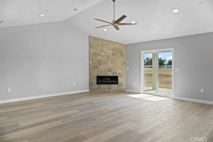 15095 Aspen Street, Hesperia, California 92345