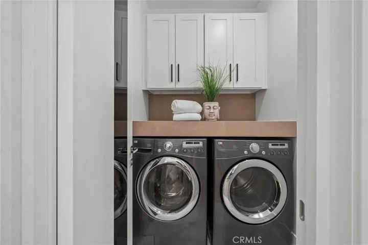 5207 Beeman Avenue, Valley Village, California 91607