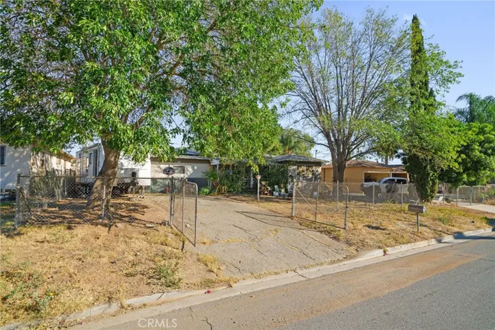 3944 Kenneth Street, Riverside, California 92509
