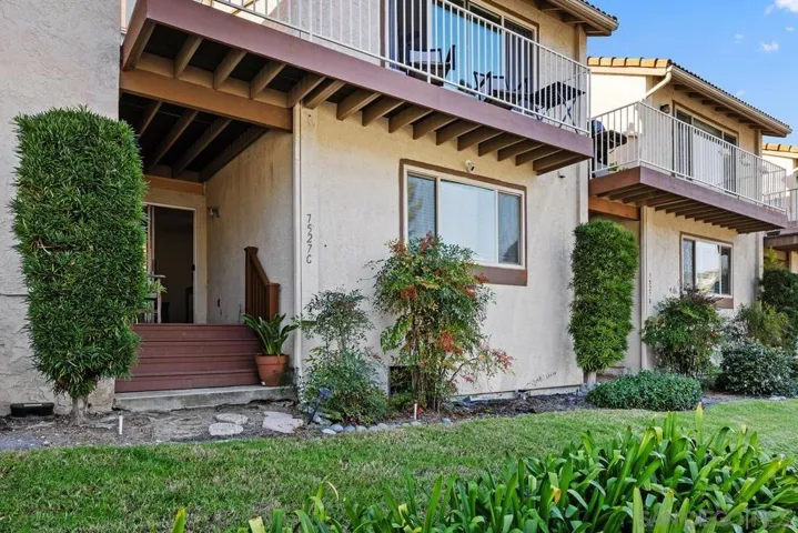 7527 Jerez Ct C, Carlsbad, California 92009