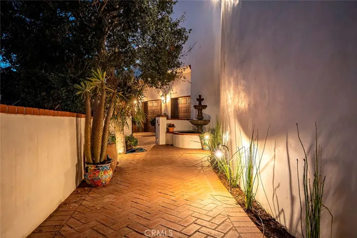 11825 Grande Vista Drive, Whittier, California 90601