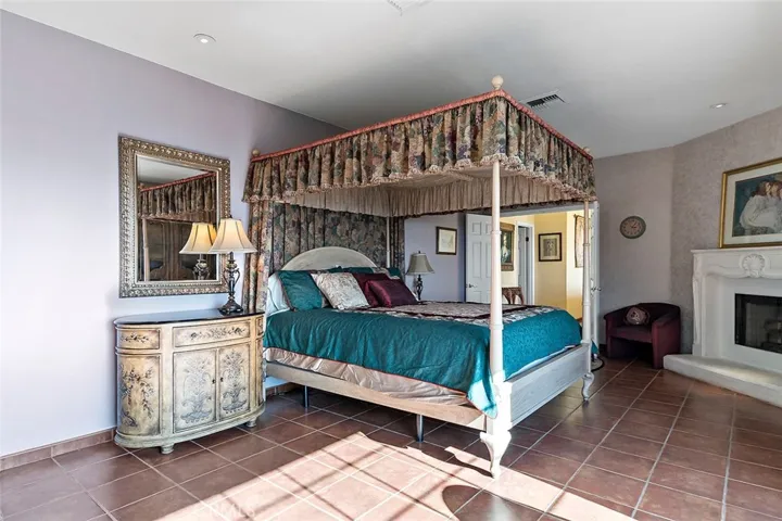 11825 Grande Vista Drive, Whittier, California 90601