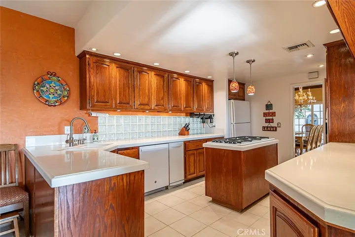 11825 Grande Vista Drive, Whittier, California 90601