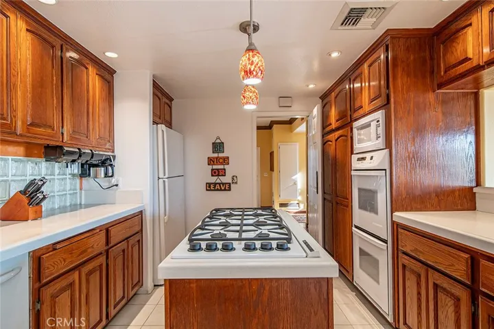 11825 Grande Vista Drive, Whittier, California 90601