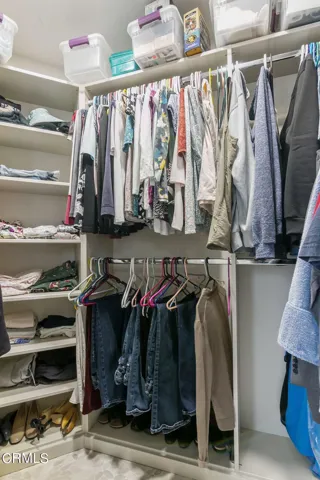 31-web-or-mls-UpMarketMedia1684San-147