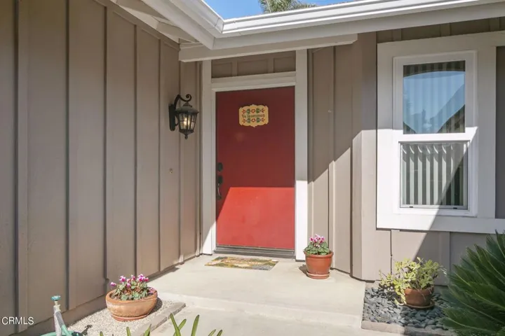6-web-or-mls-UpMarketMedia1684San-015