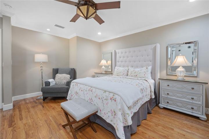Primary suite