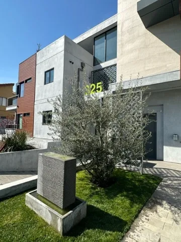 325 Myrtle Street Unit 302B, Glendale, California 91203