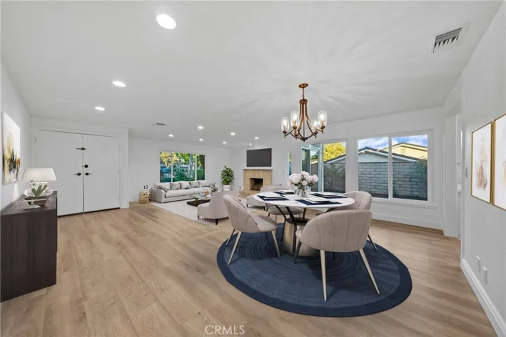 Dining Room Virtually Staged
