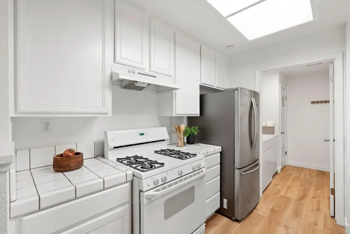 604 Arcadia Terrace 302, Sunnyvale, California 94085