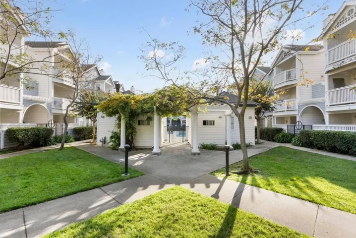 604 Arcadia Terrace 302, Sunnyvale, California 94085