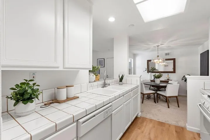 604 Arcadia Terrace 302, Sunnyvale, California 94085