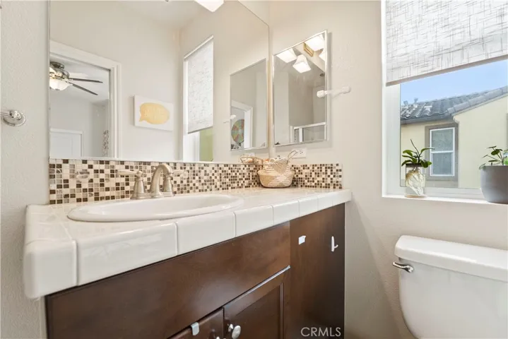This is the Half Bathroom on the main living level, off of the dining room area.