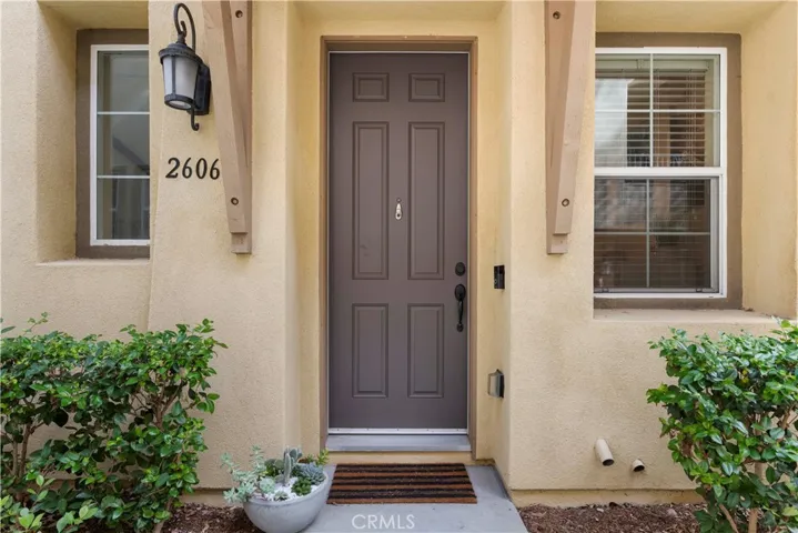 Front entrance to Rawhide Lane