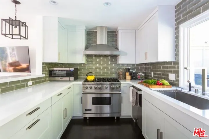1523 1/2 N Doheny Drive, Los Angeles, California 90069