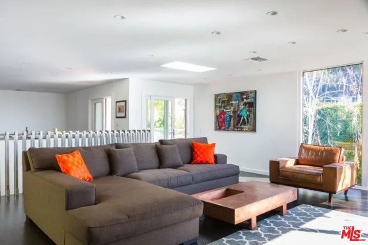 1523 1/2 N Doheny Drive, Los Angeles, California 90069