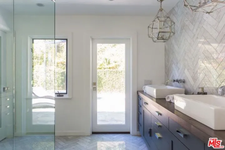 1523 1/2 N Doheny Drive, Los Angeles, California 90069