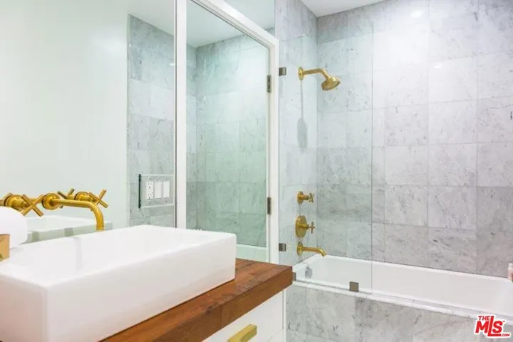 1523 1/2 N Doheny Drive, Los Angeles, California 90069