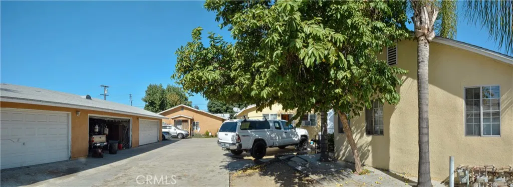 524 W Park Street, Ontario, California 91762