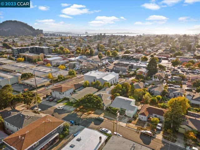 811 Lexington Ave, El Cerrito, California 94530