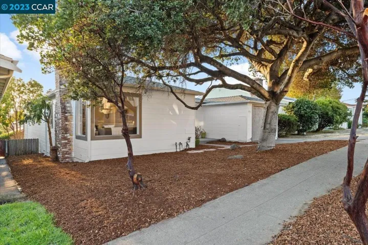 811 Lexington Ave, El Cerrito, California 94530