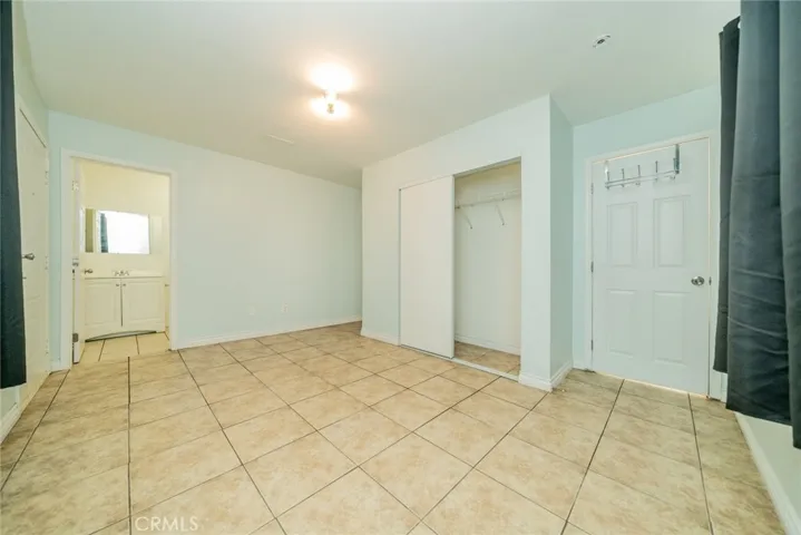 8982 Carob Drive, Fontana, California 92335