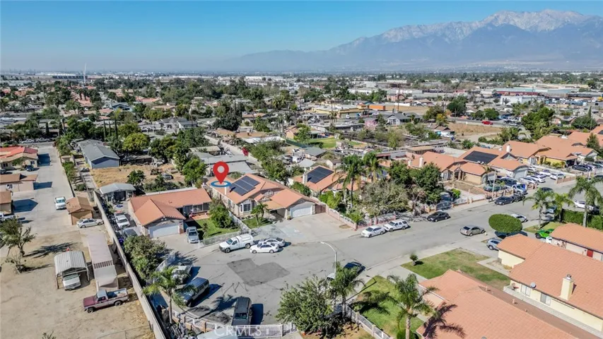 8982 Carob Drive, Fontana, California 92335