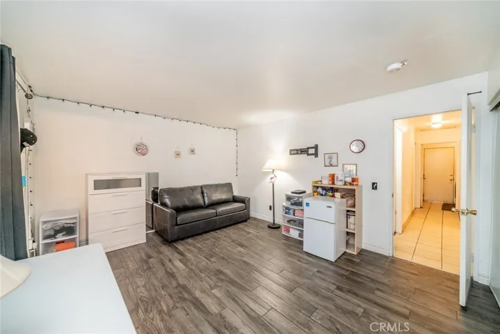 8982 Carob Drive, Fontana, California 92335