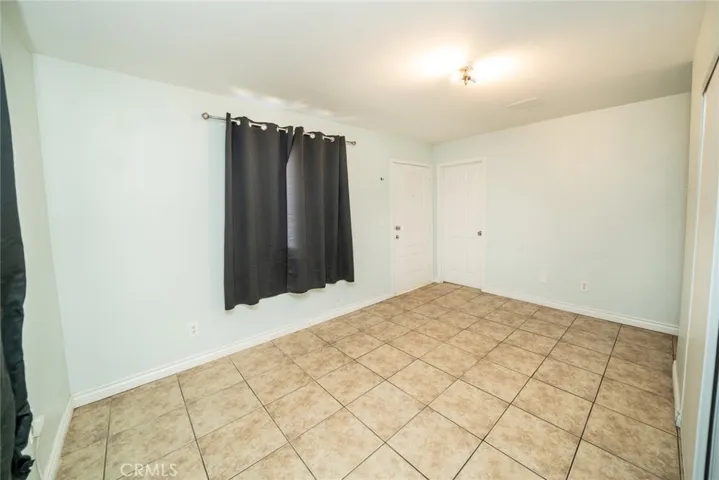 8982 Carob Drive, Fontana, California 92335
