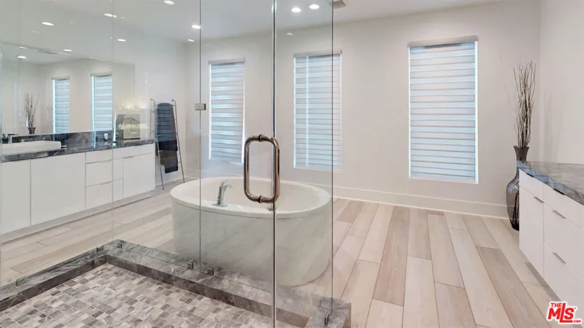 20254 Willoughby Lane, Porter Ranch, California 91326