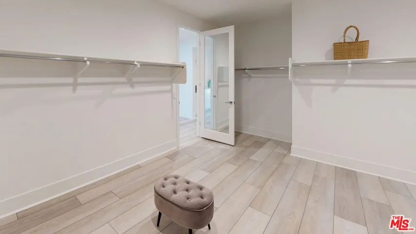 20254 Willoughby Lane, Porter Ranch, California 91326