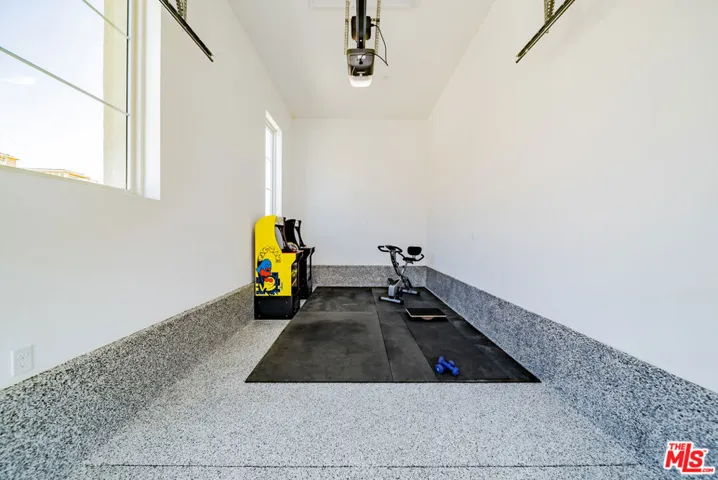 20254 Willoughby Lane, Porter Ranch, California 91326