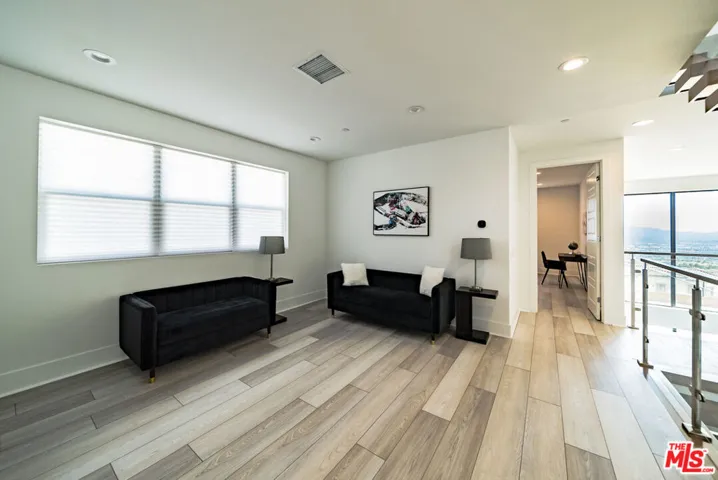 20254 Willoughby Lane, Porter Ranch, California 91326