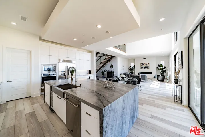 20254 Willoughby Lane, Porter Ranch, California 91326