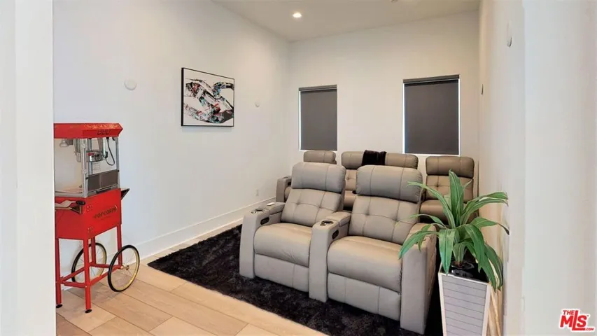 20254 Willoughby Lane, Porter Ranch, California 91326