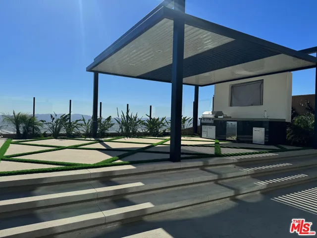 20254 Willoughby Lane, Porter Ranch, California 91326