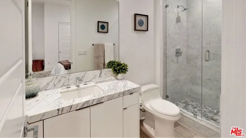 20254 Willoughby Lane, Porter Ranch, California 91326