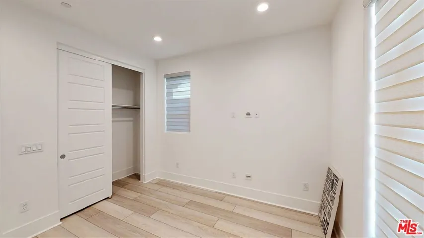 20254 Willoughby Lane, Porter Ranch, California 91326