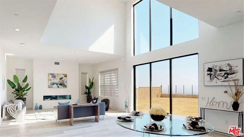 20254 Willoughby Lane, Porter Ranch, California 91326