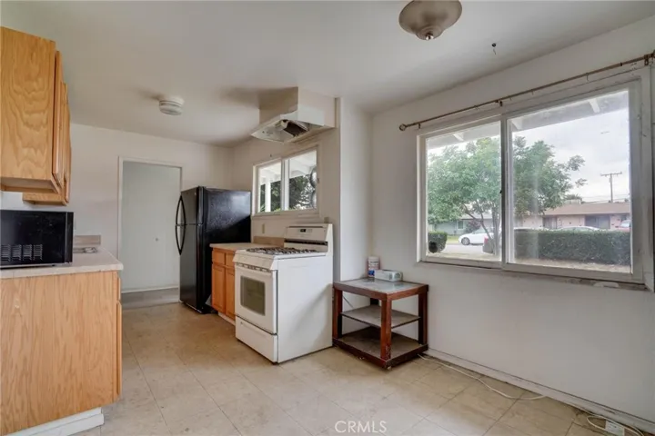 10241 Camulos Avenue, Montclair, California 91763