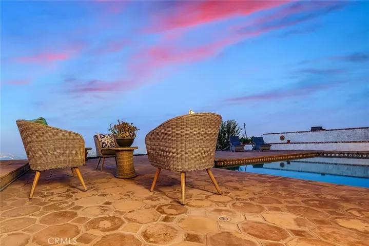 3268 Crownview Drive, Rancho Palos Verdes, California 90275