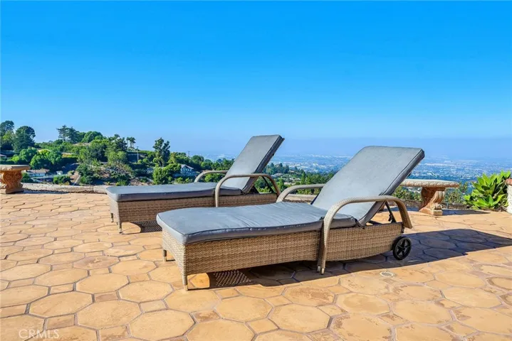 3268 Crownview Drive, Rancho Palos Verdes, California 90275