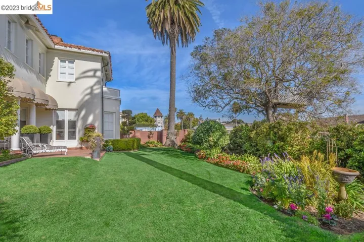 720 Palmera Ct, Alameda, California 94501