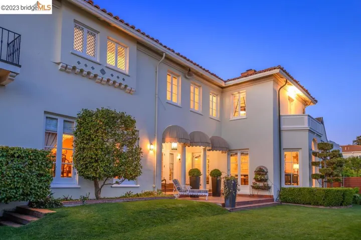 720 Palmera Ct, Alameda, California 94501