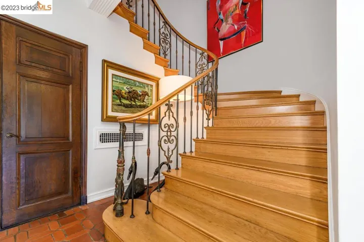 720 Palmera Ct, Alameda, California 94501